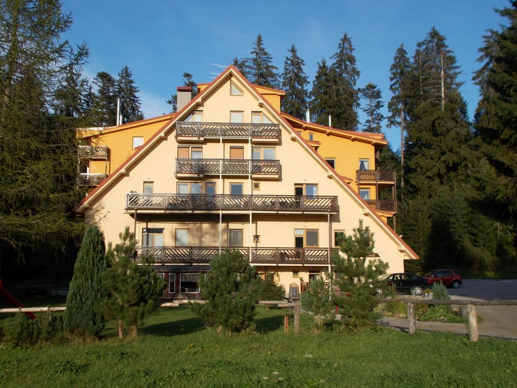 Family Apartments Spiezovec Donovaly Exteriör bild